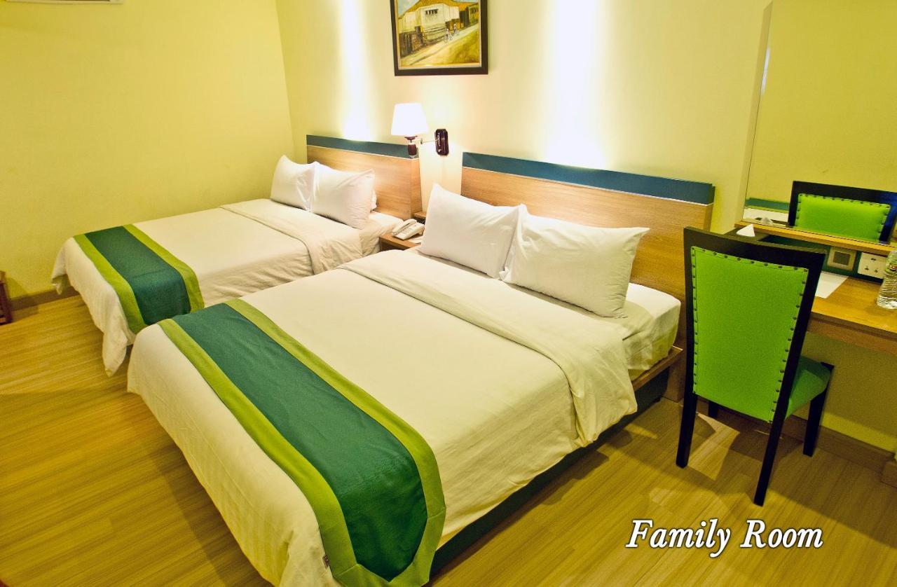Green Batara Hotel Bandung Exterior foto