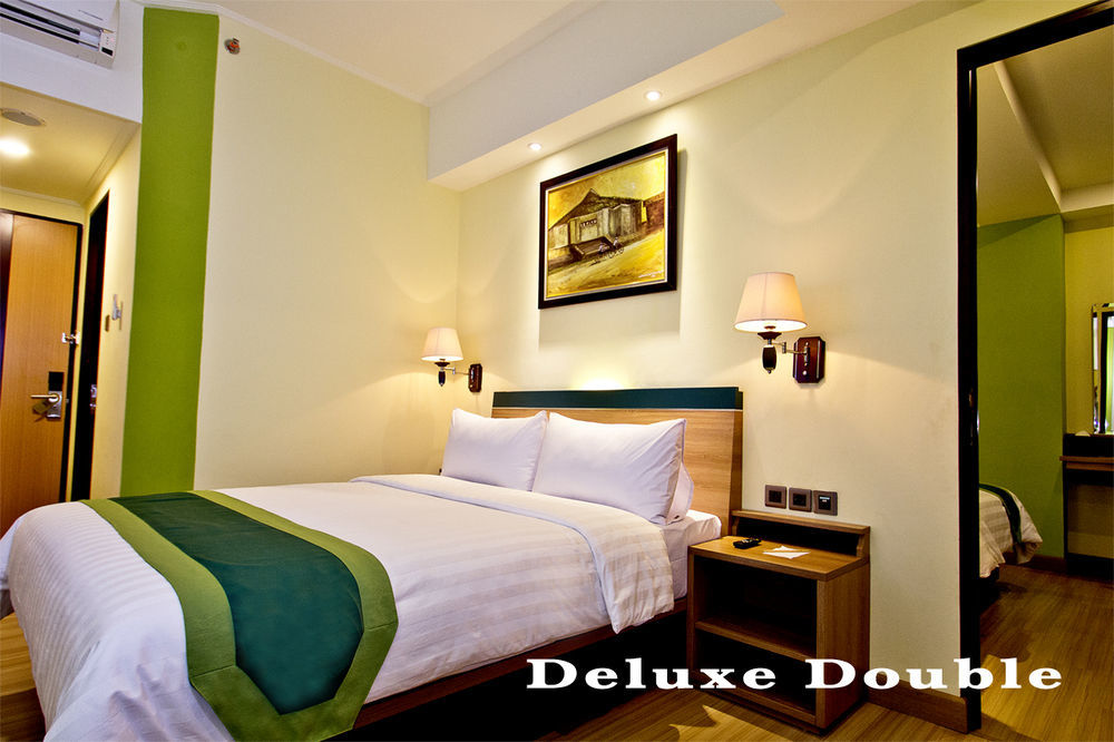 Green Batara Hotel Bandung Exterior foto